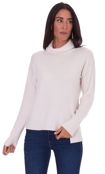 WHITE WISE TURTLENECK SWEATER